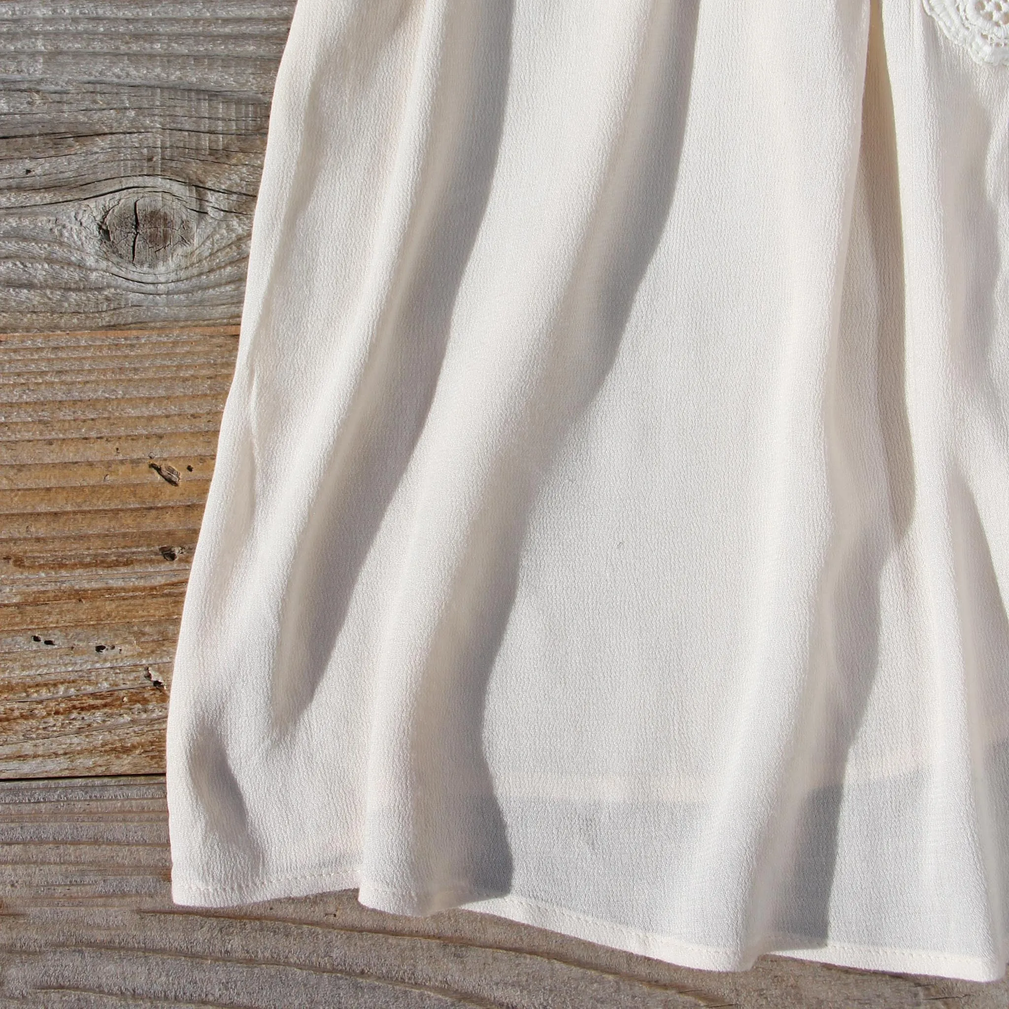 Hibiscus & Lace Top