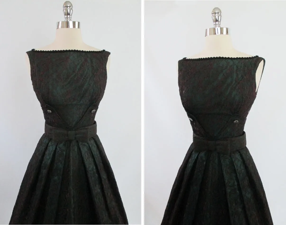  Vintage 50's Emerald Green Red Lace Swing Skirt Party Dress XS